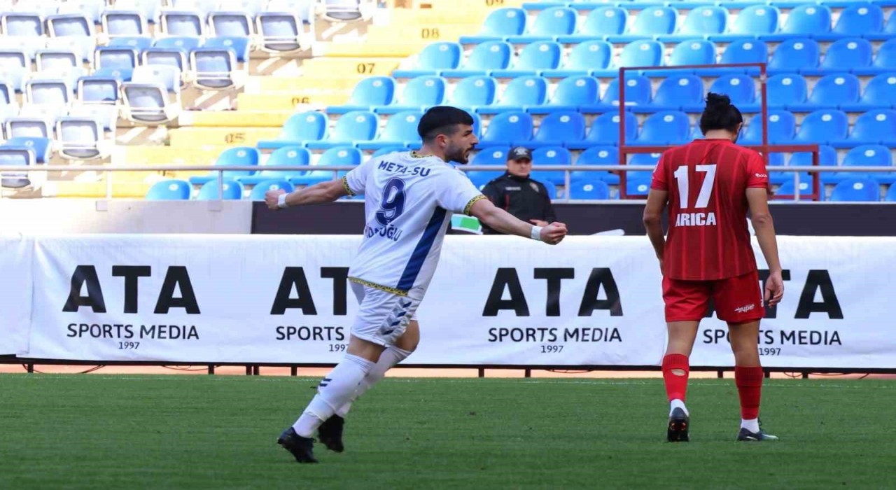 Karşıyakada transfer hareketliliği devam ediyor