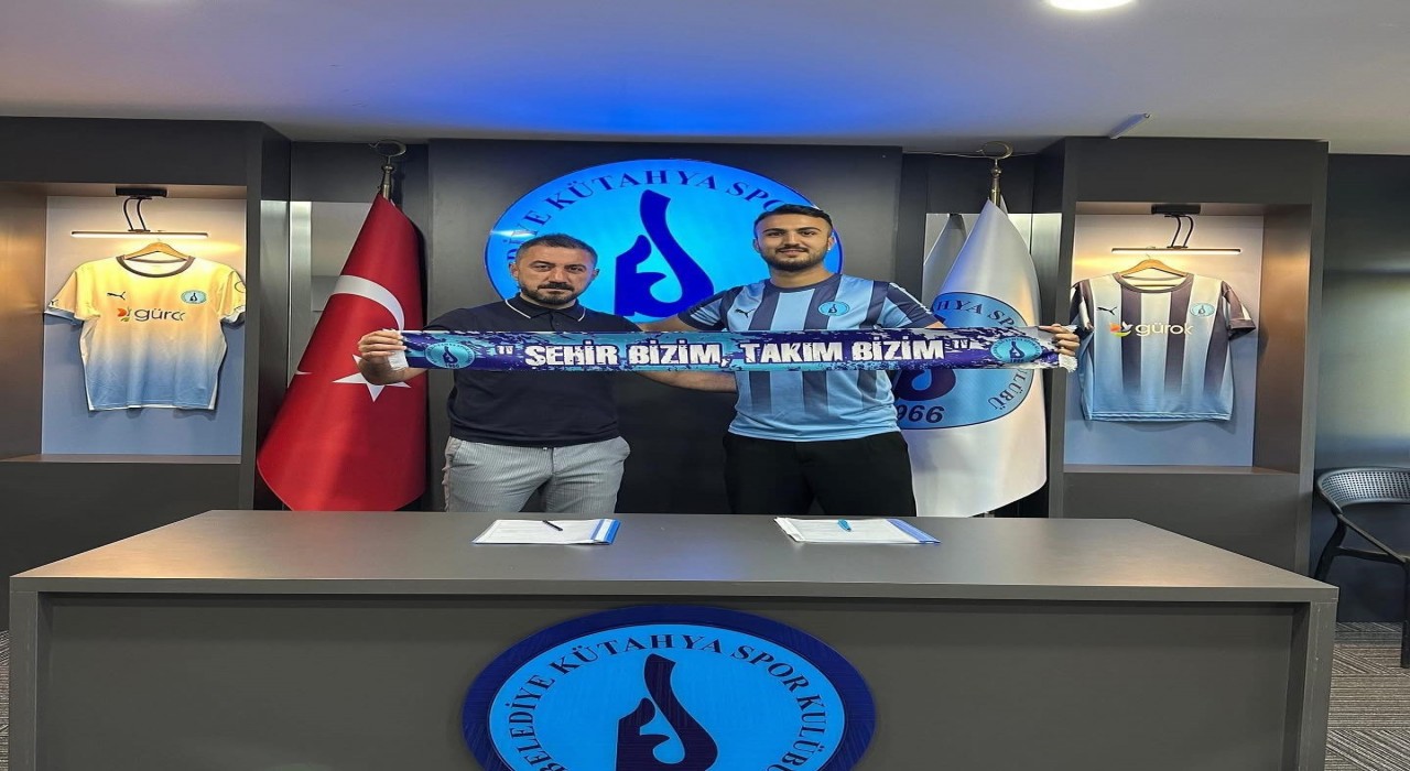 Karşıyakadan golcü atağı
