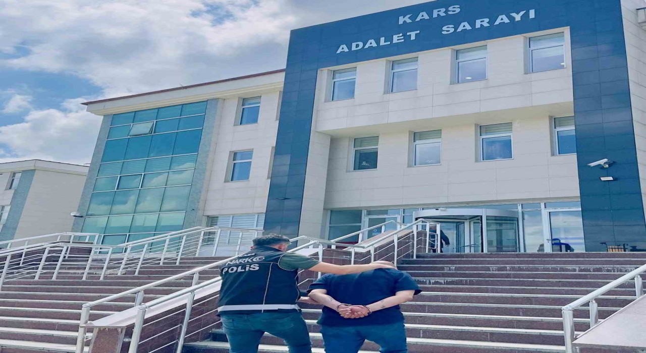 Karsta uyuşturucu taciri 1 kişi yakalandı