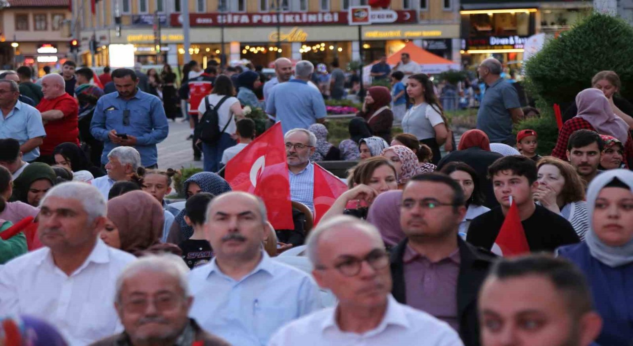 Kastamonuda 15 Temmuz şehitleri dualarla anıldı
