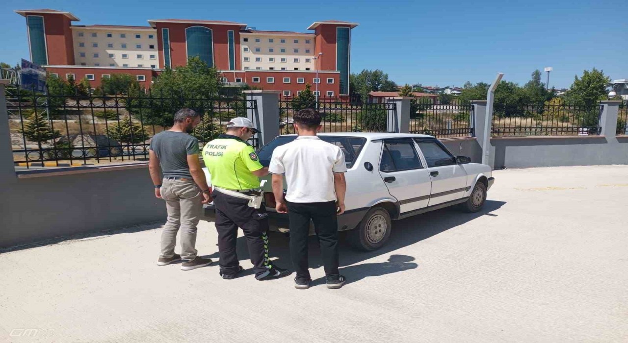 Kastamonuda drift atan sürücü polis ekiplerince yakalandı