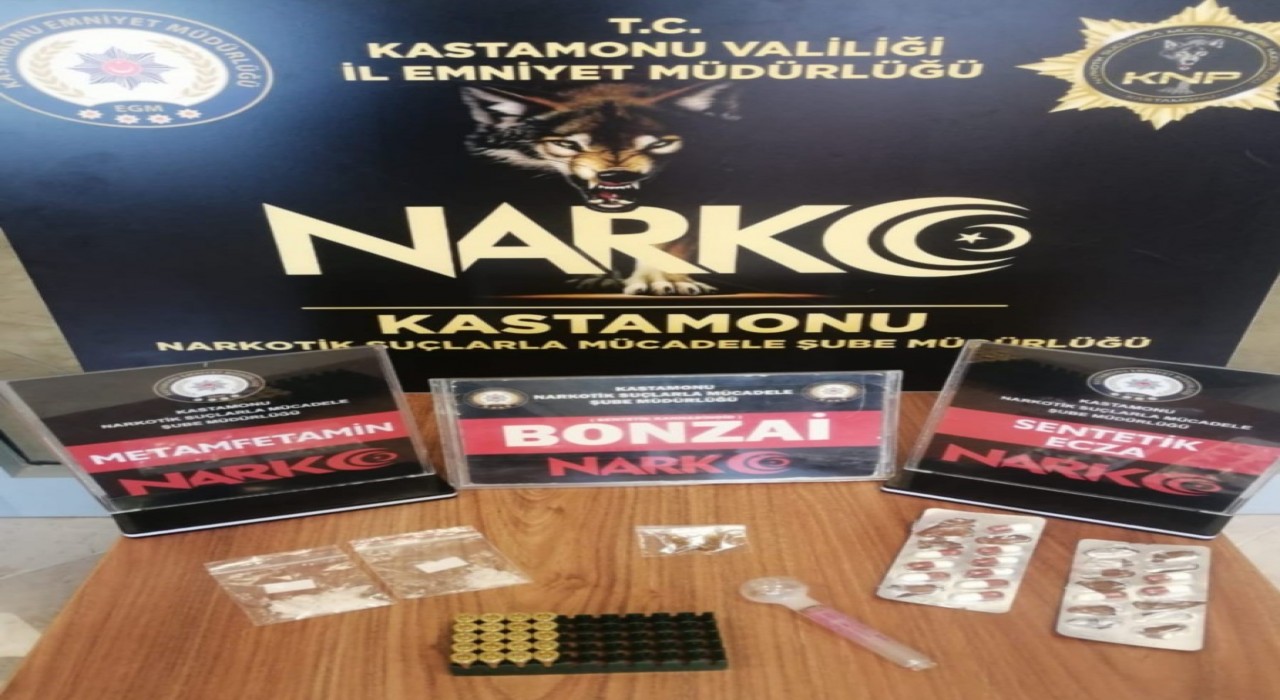 Kastamonuda uyuşturucu etkisi altında araç kullanan sürücü gözaltına alındı