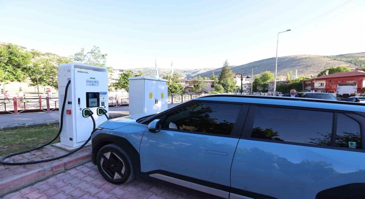 Kayseri Büyükşehir Belediyesi, elektrikli araç şarj istasyonunu 120ye çıkaracak
