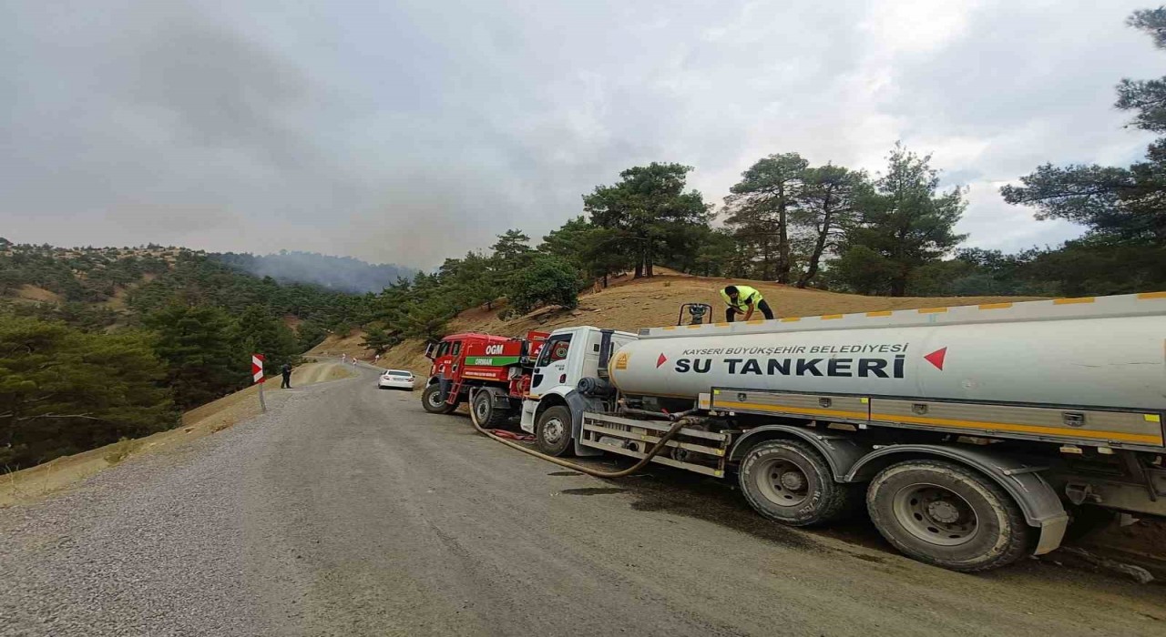 Kayseri Büyükşehir Belediyesinden Kahramanmaraştaki orman yangınına destek