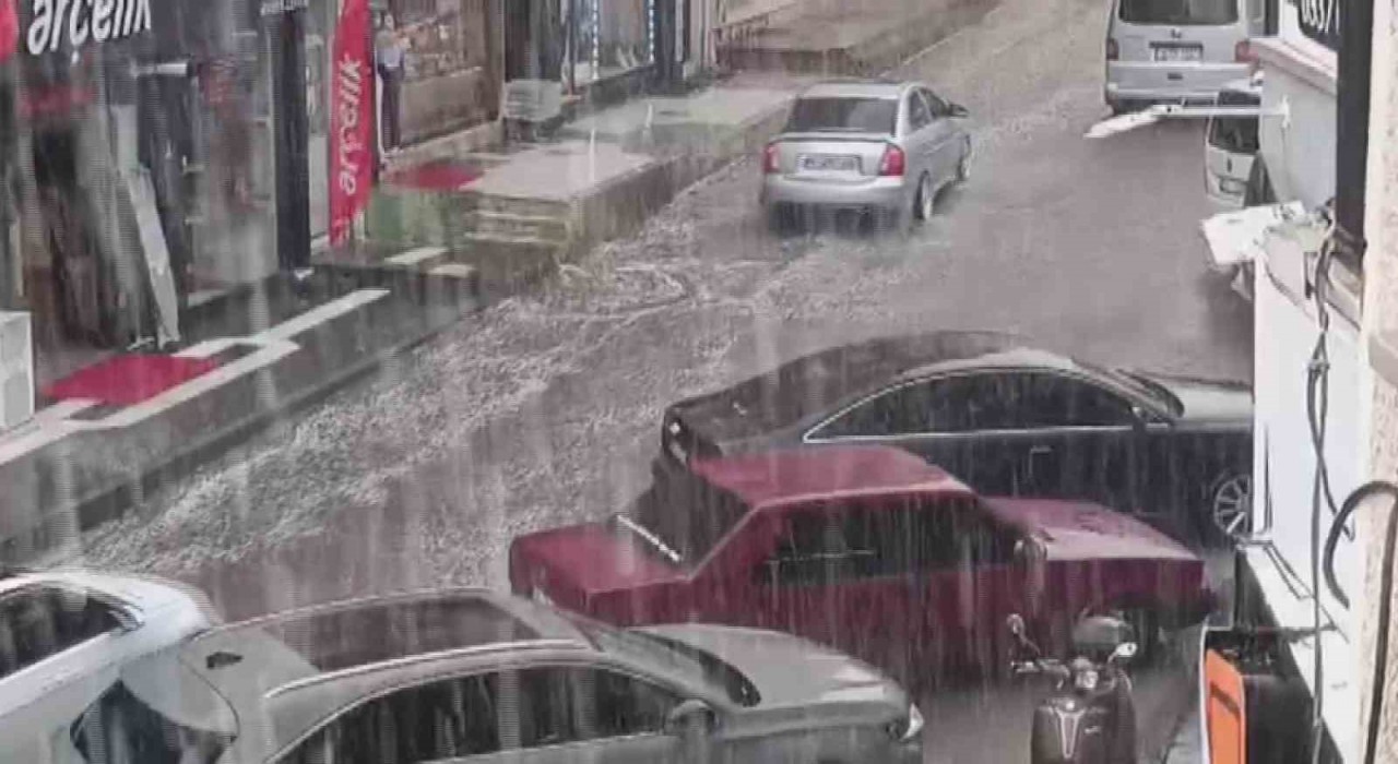 Kayseri Develide sağanak etkili oldu