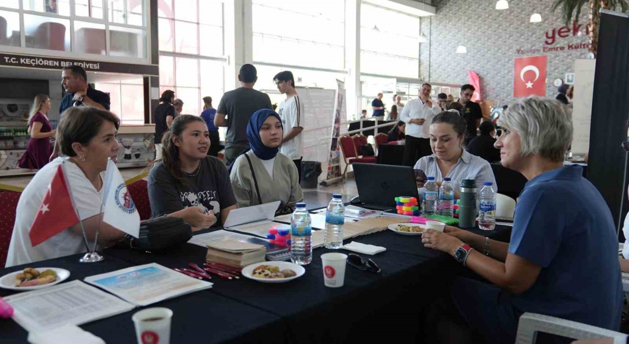 Keçiören Belediyesinden üniversite adaylarına tercih dönemi desteği