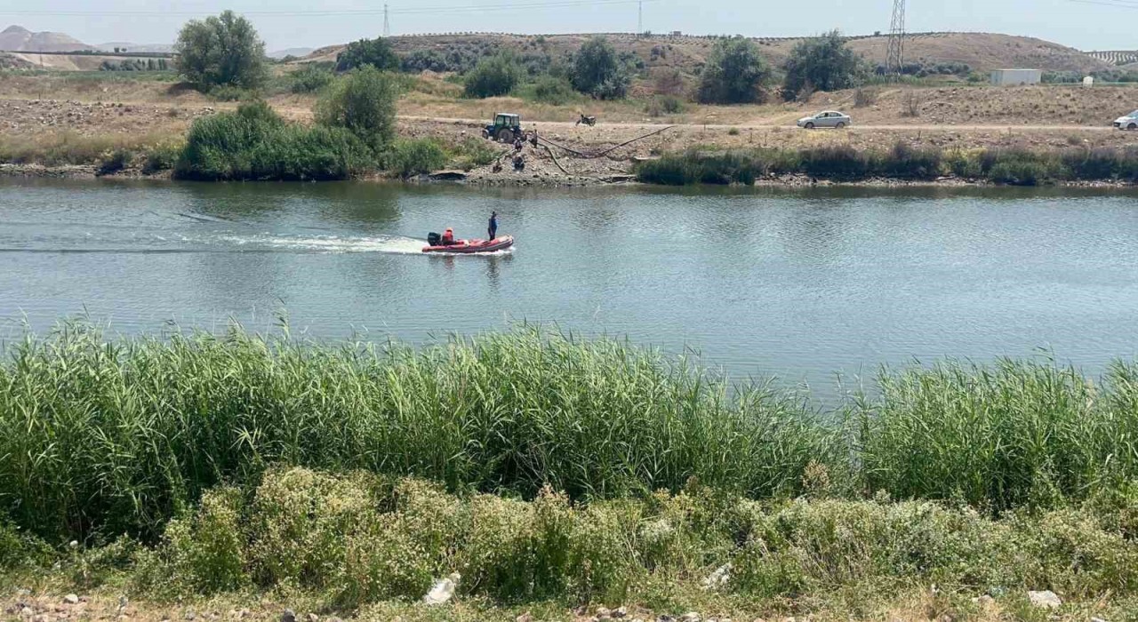 Kızılırmaka giren genç kayboldu