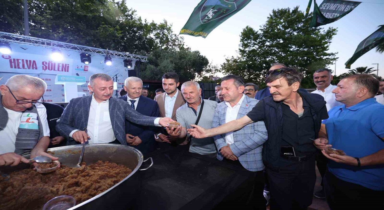 Kocaelide helva şöleni coşkusu