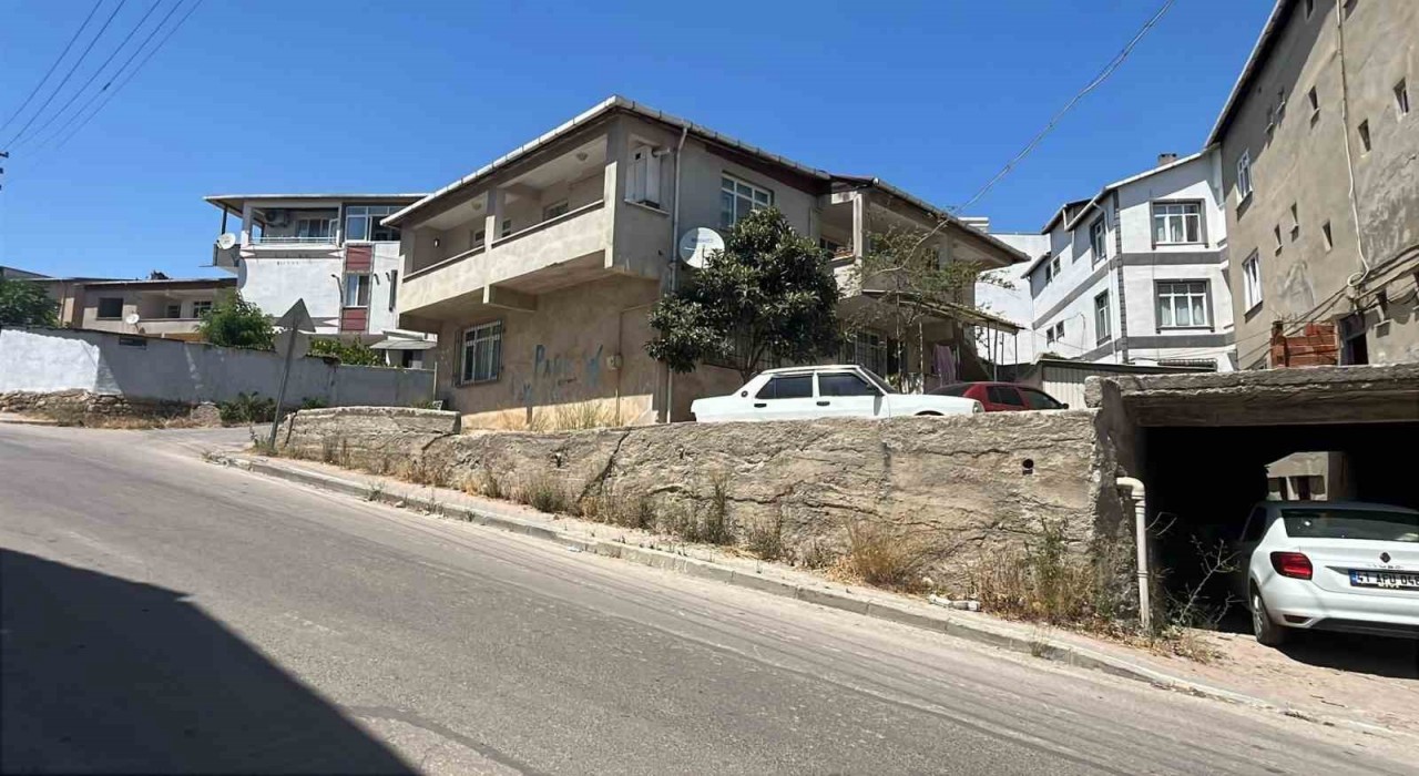 Kocaelide kadın cinayeti: Eşi dahil 4 kişi tutuklandı