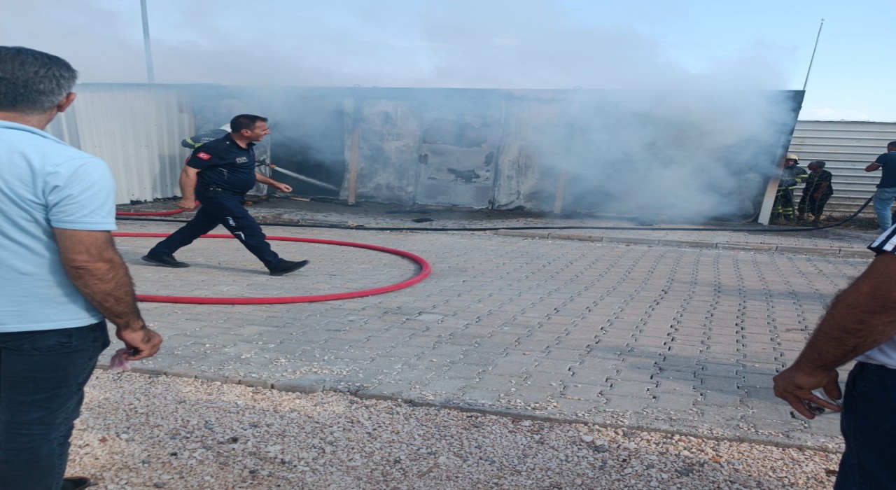 Konteynerde çıkan yangın korkuttu