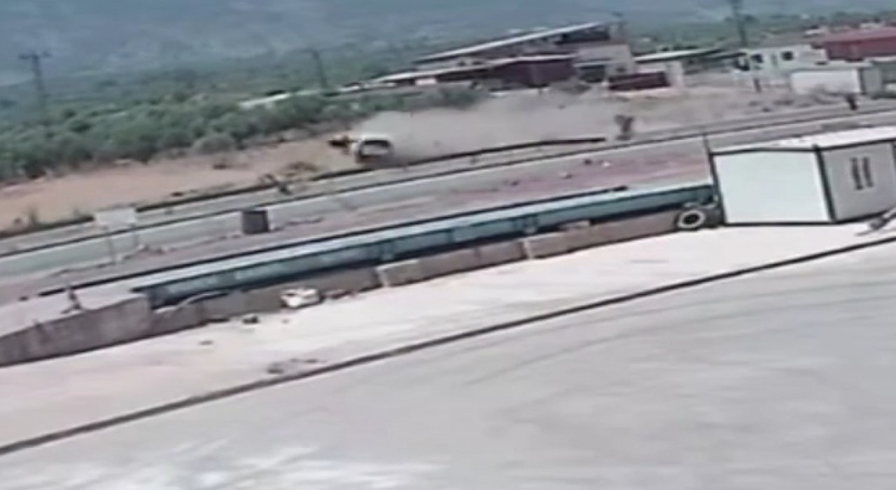 Kontrolden çıkan araç taklalar attı, sürücü hayatını kaybetti