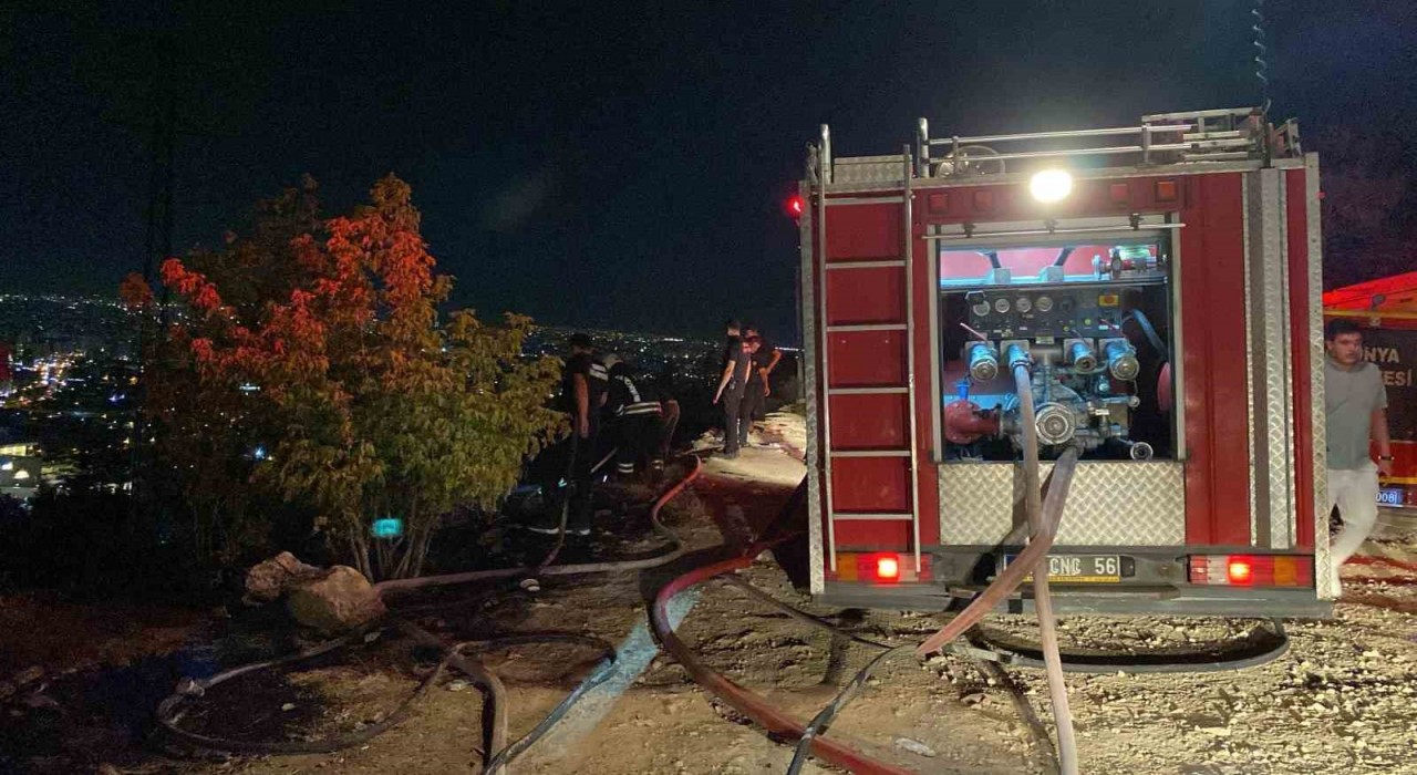 Konyada havai fişek atarak yangına sebep olan 3 şahıs gözaltına alındı