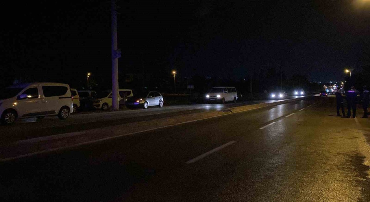 Konyada otomobilin çarptığı kadın ağır yaralandı, sürücü olay yerinden kaçtı