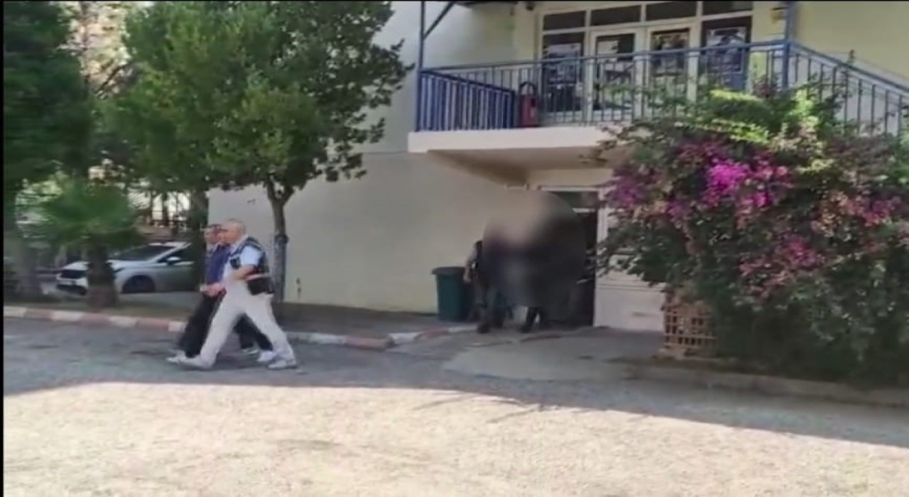 Kozanda nitelikli tehdit suçundan bir şüpheli tutuklandı