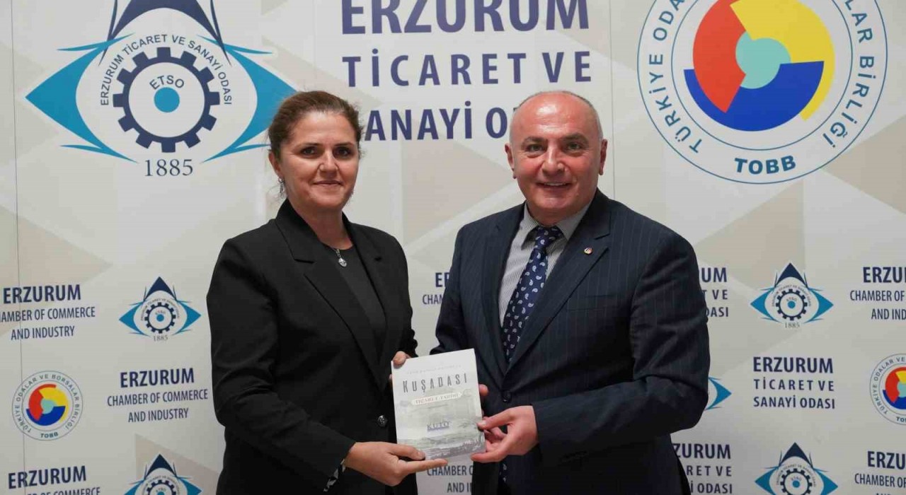 Kuşadası Kadın Girişimciler Kurulu Başkanı Zeytinden Başkan Özakalına ziyaret