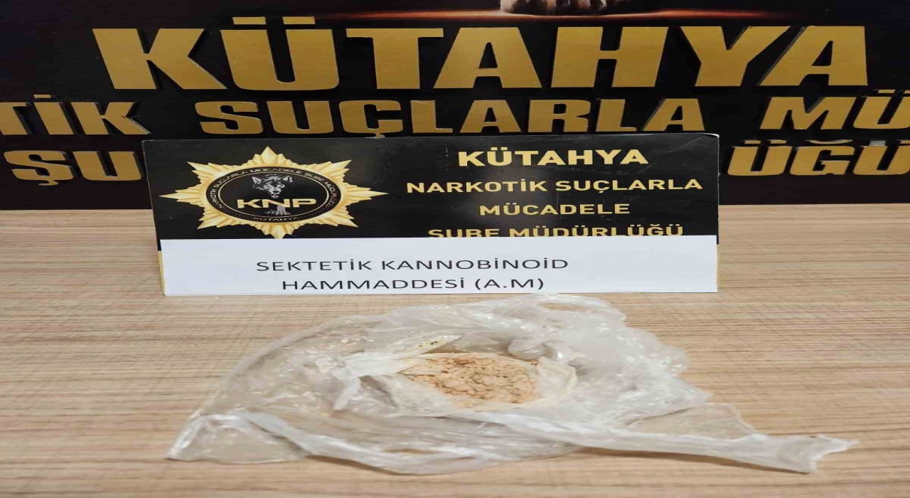 Kütahyada 23,68 gram bonzai hammaddesiyle yakalanan şüpheli tutuklandı