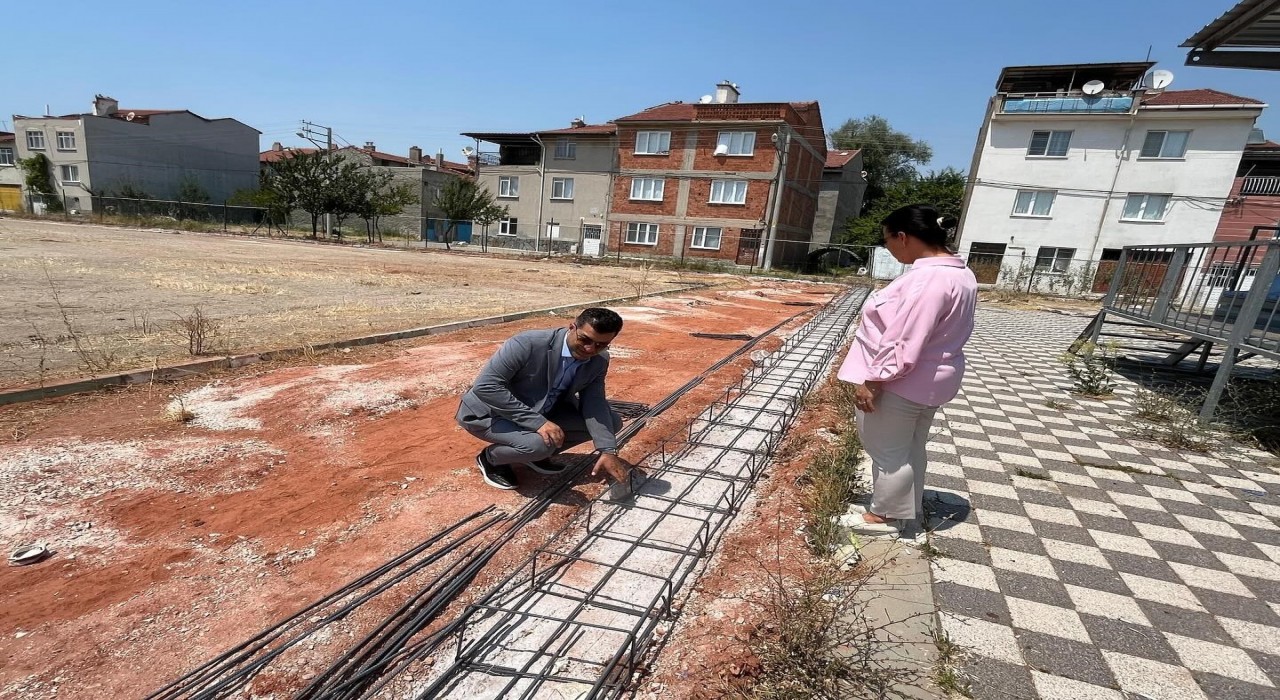 Kütahyada Vefa Sahası yenileniyor