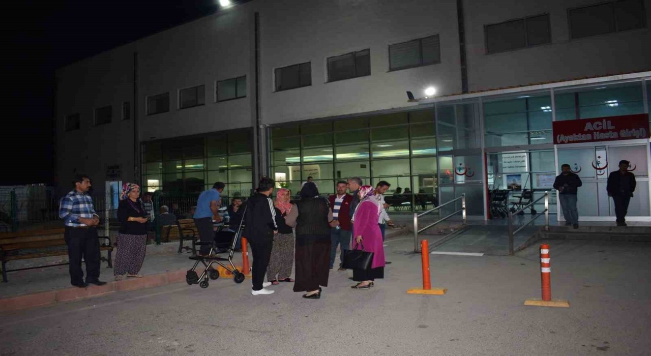 Malatyada otobüs ile minibüs çarpıştı: 5 yaralı