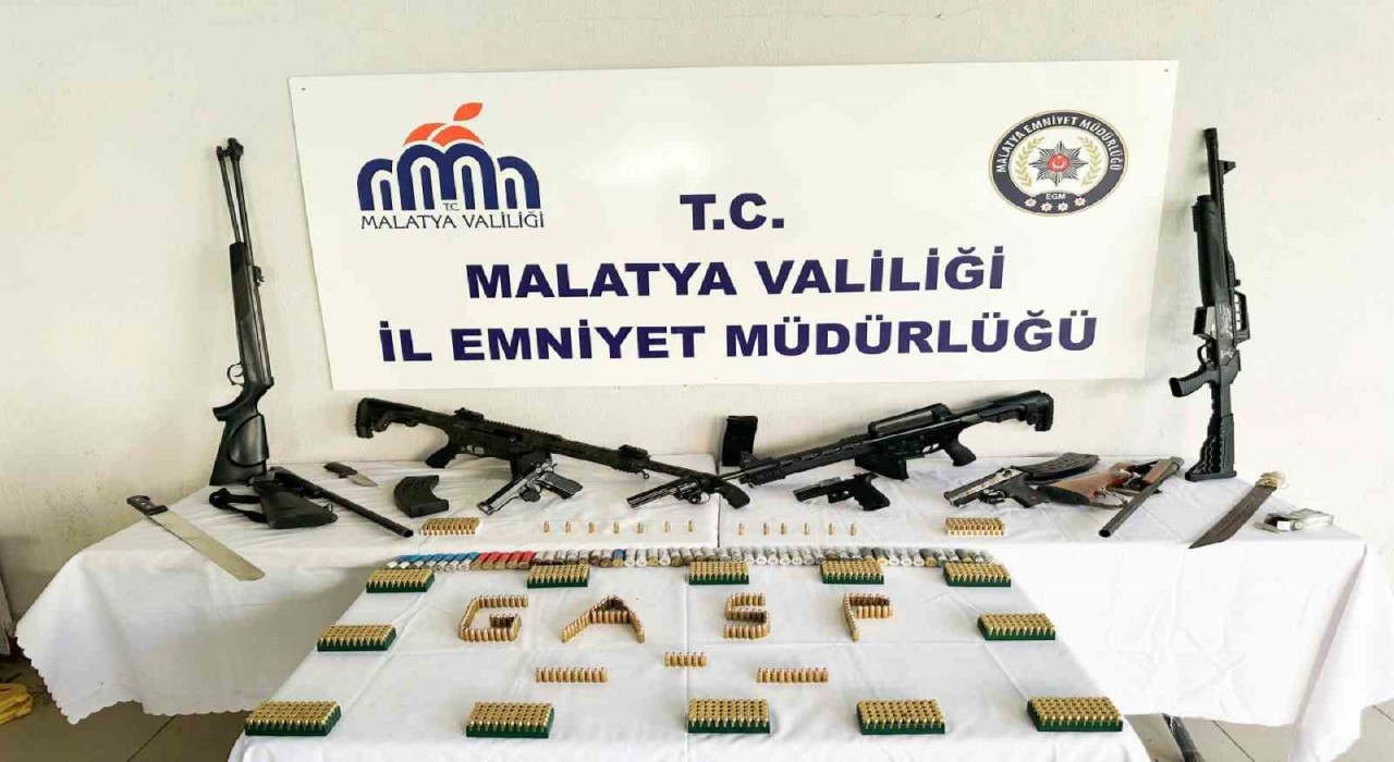 Malatyada silah teşhiri yapan şüphelilere eş zamanlı operasyon: 29 gözaltı