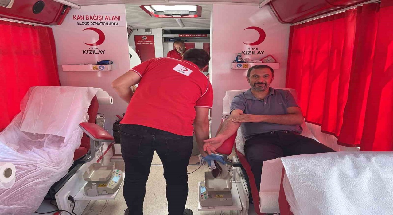 Malazgirtte kan bağışı kampanyası düzenlendi