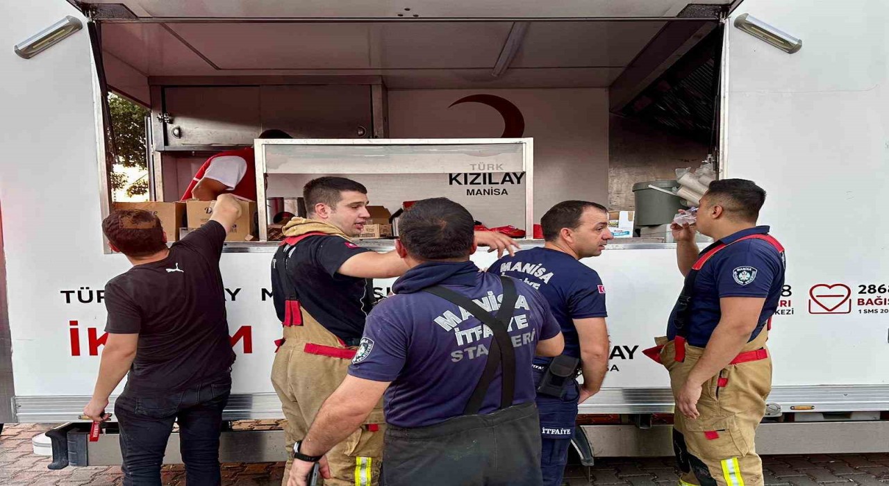 Manisa Türk Kızılaydan orman yangınına destek