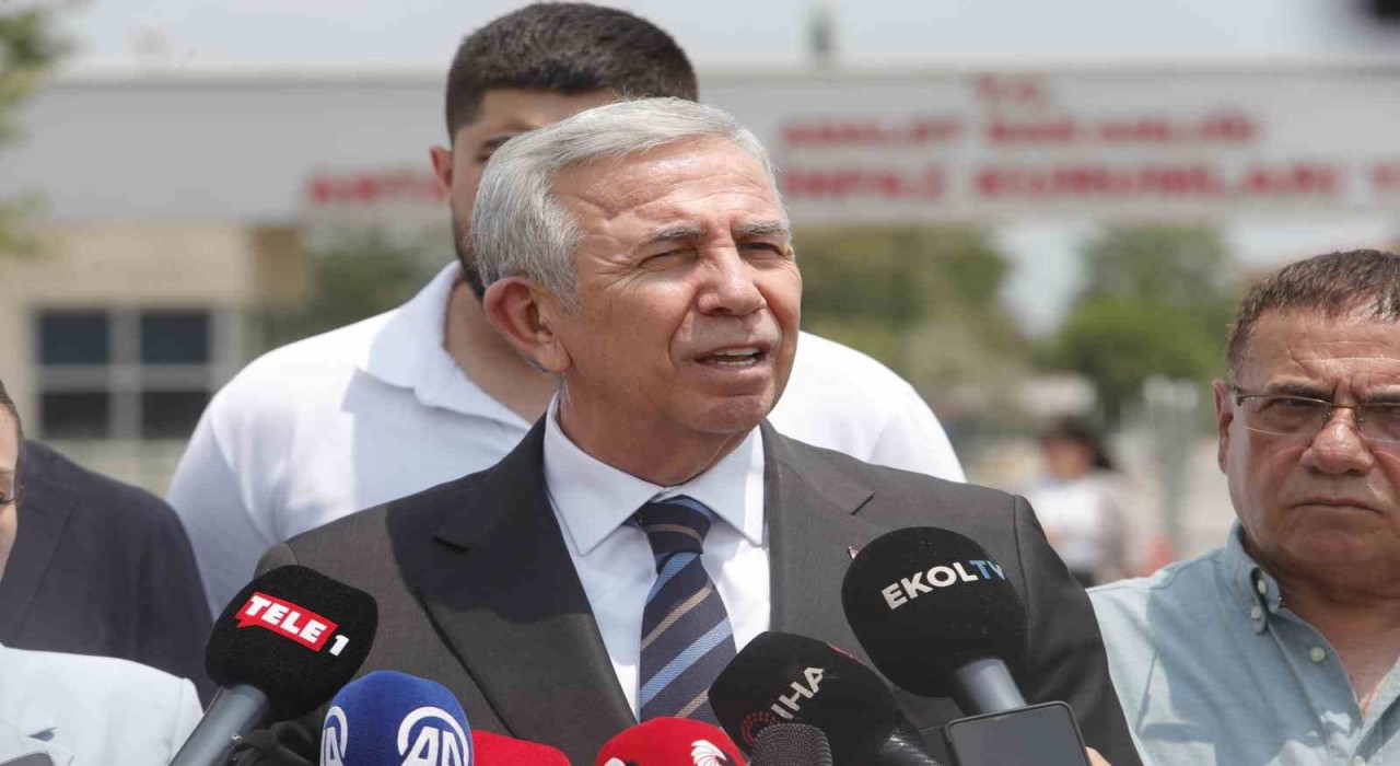 Mansur Yavaş, Başkan Böceki ziyaret etti