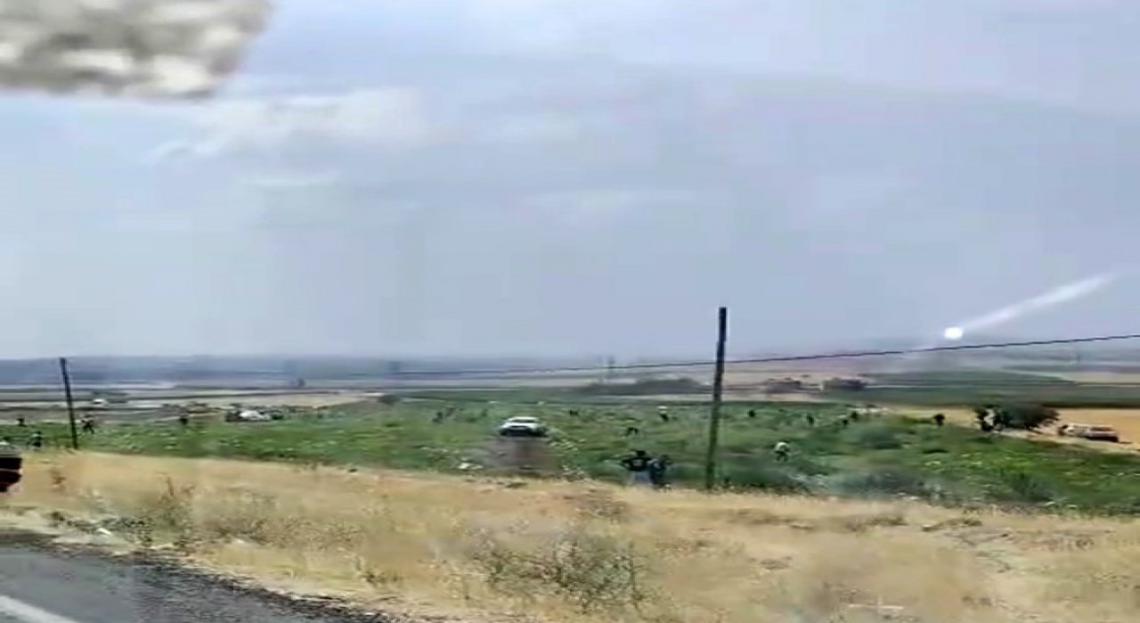 Mardinde karpuz tarlası sahibi karşılaştığı görüntü karşısında şoke oldu