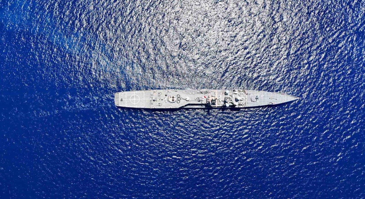 Mavi Vatanın yüzen kalesi: TCG Gelibolu