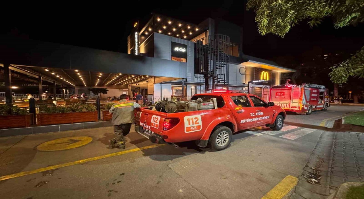 Mc Donaldsda yangın paniği
