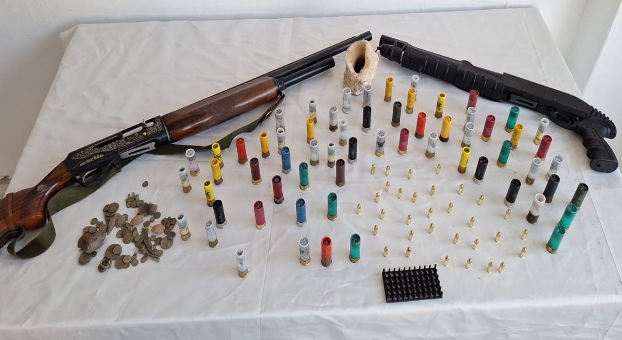 Mersinde 84 parça tarihi eser ele geçirildi