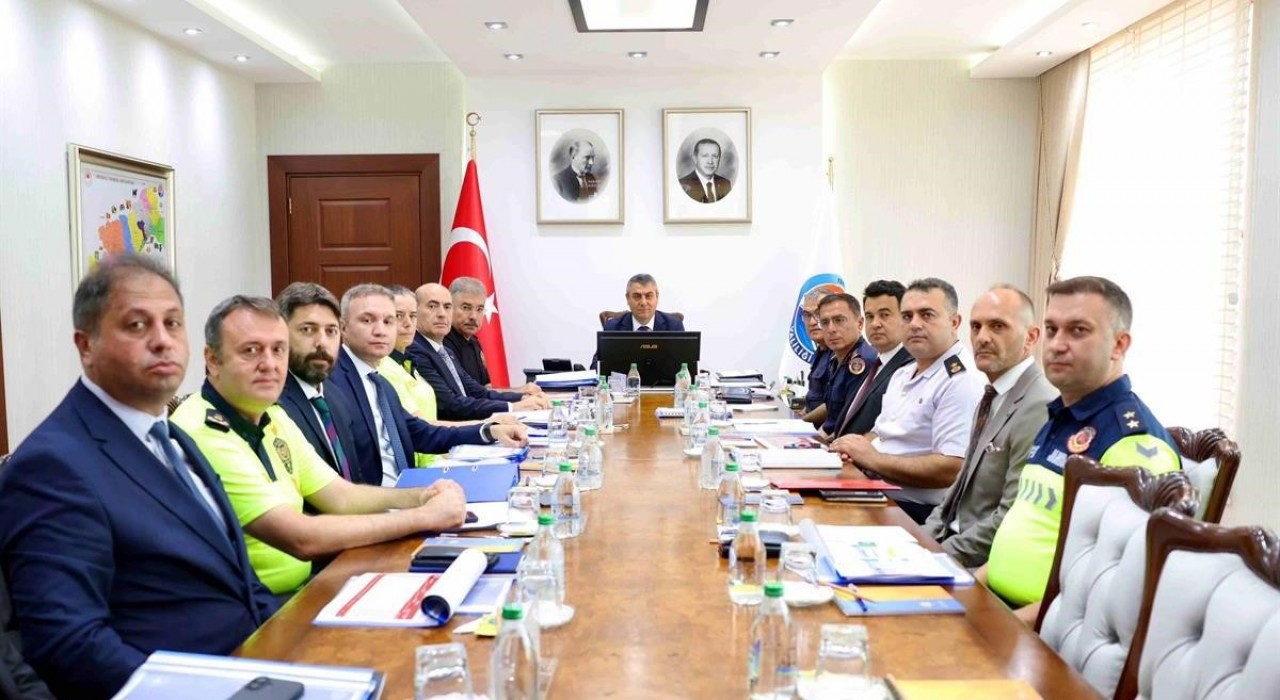 Mersinde Asayiş Değerlendirme Toplantısı gerçekleştirildi