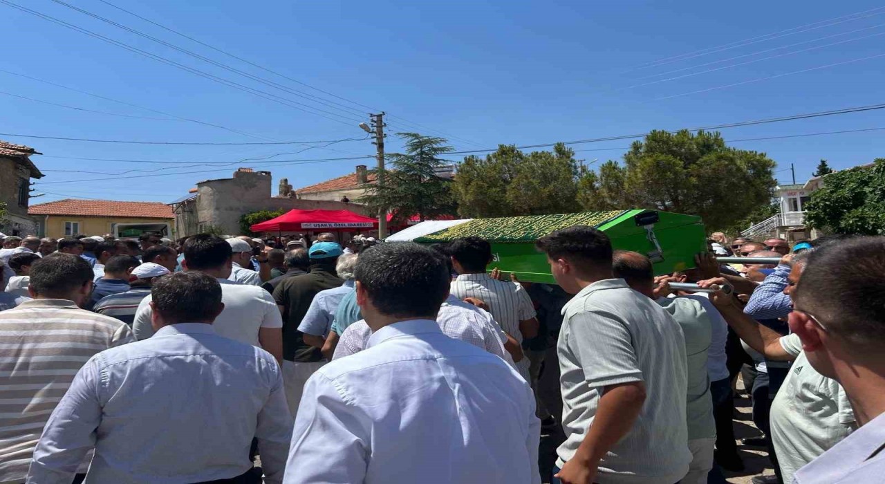 Milletvekili Güneşin annesi son yolculuğuna uğurlandı