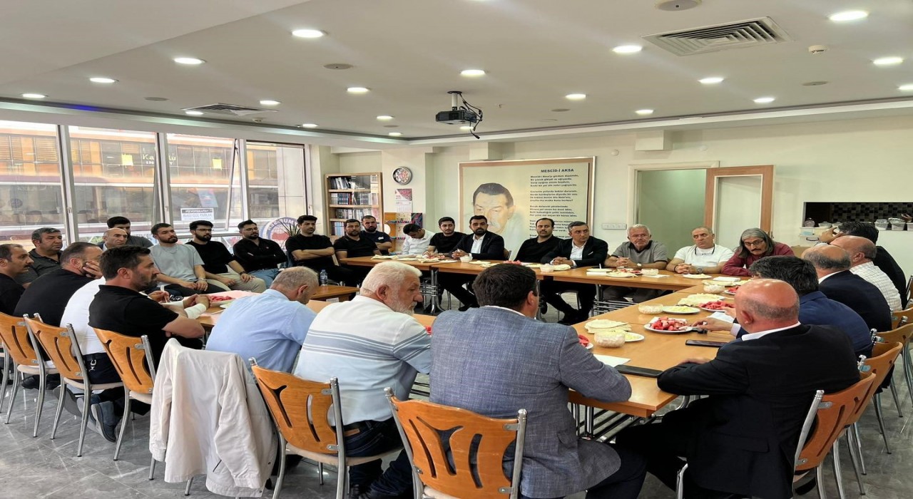Milletvekili Karaman, STK temsilcileriyle görüştü