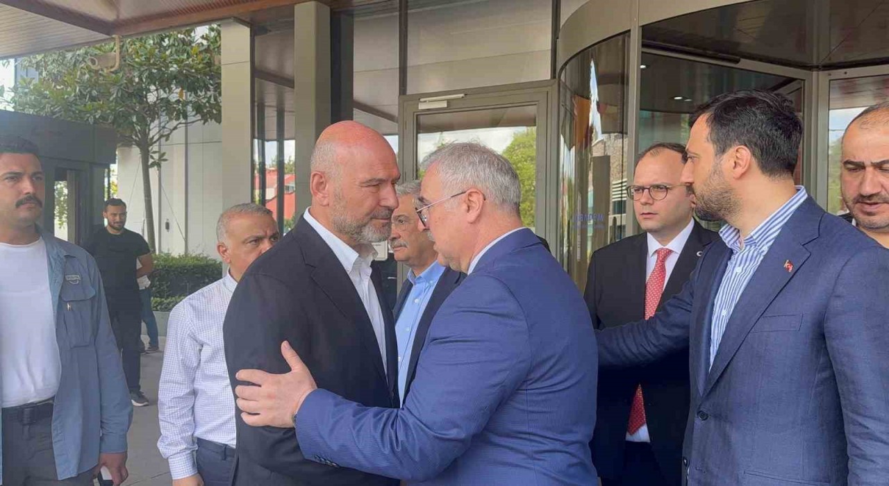 Milletvekili Soylu ve İl Sağlık Müdürü Günerden Yiğitin ailesine taziye ziyareti