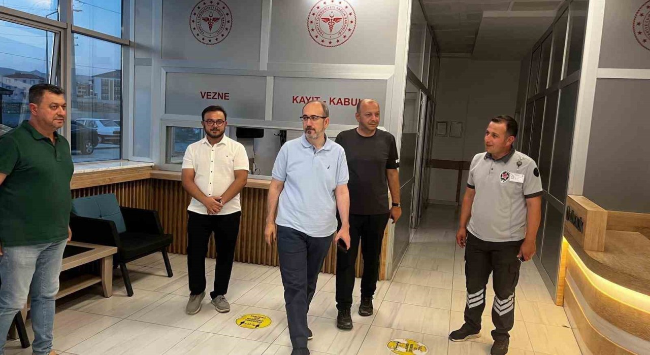 Müdür Öztürkten Karamehmet Devlet Hastanesine ziyaret