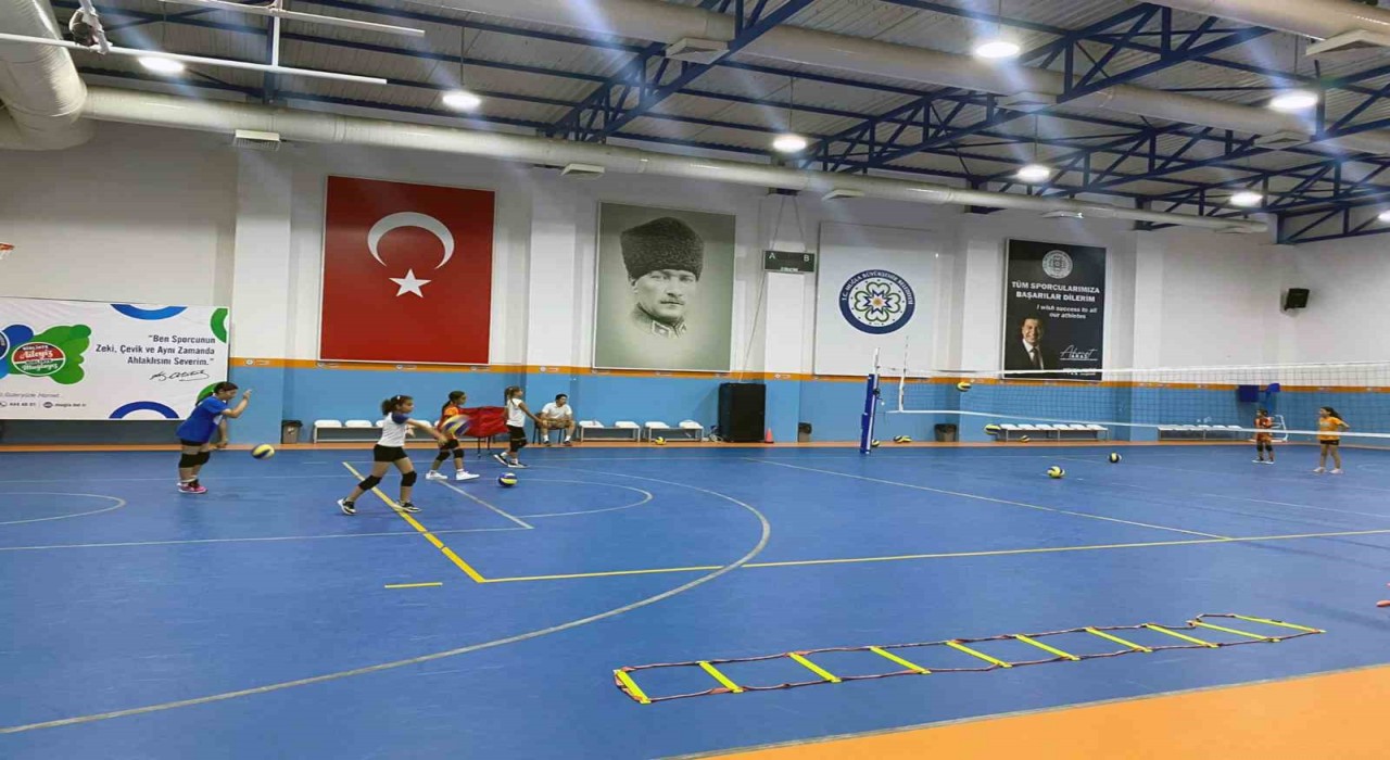Muğla Büyükşehirden yaz spor kursu