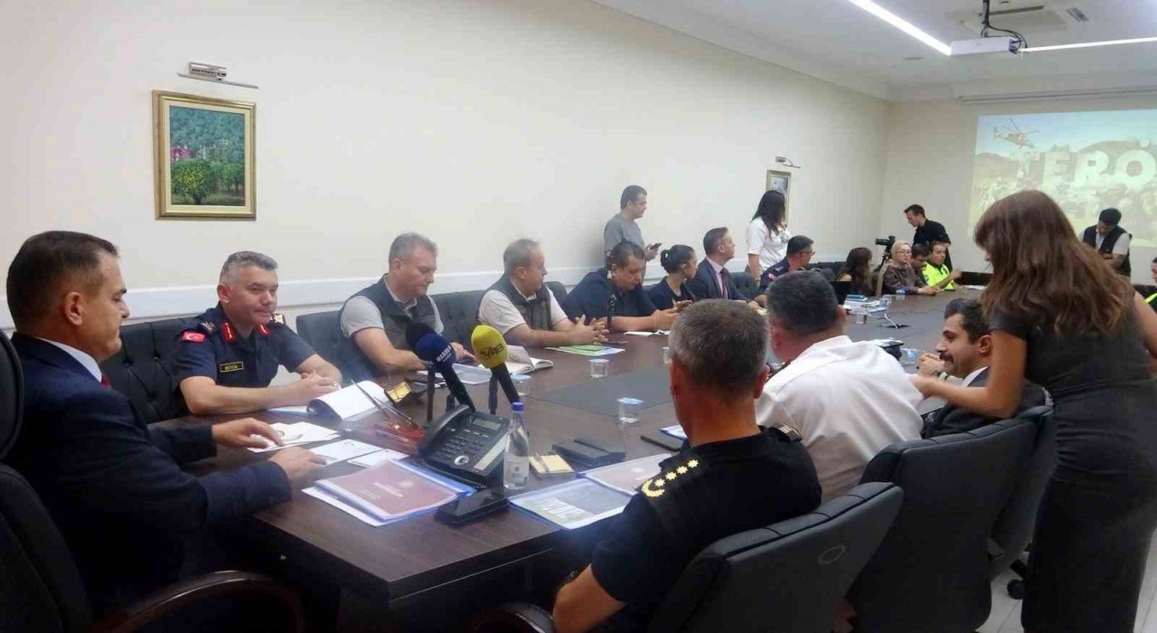 Muğlada güvenlik ve orman yangınlarıyla mücadele masaya yatırıldı