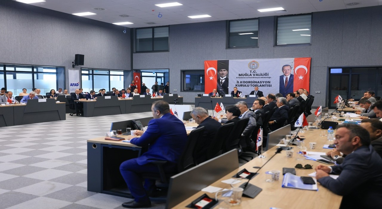 Muğlada kamu yatırımları masaya yatırıldı