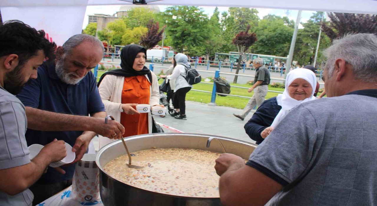 Nasrullahzade Vakfından 442 yıldır kesilmeyen hayır