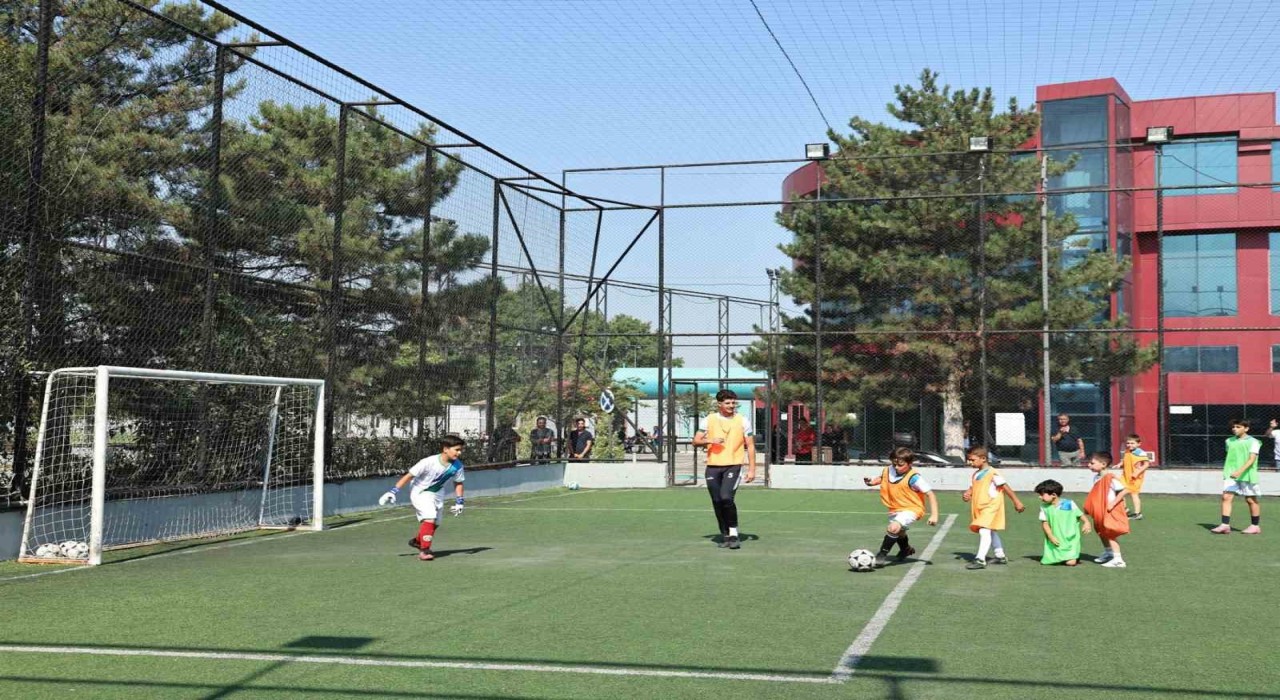 Nilüfer Yaz Spor Okullarında sertifika heyecanı