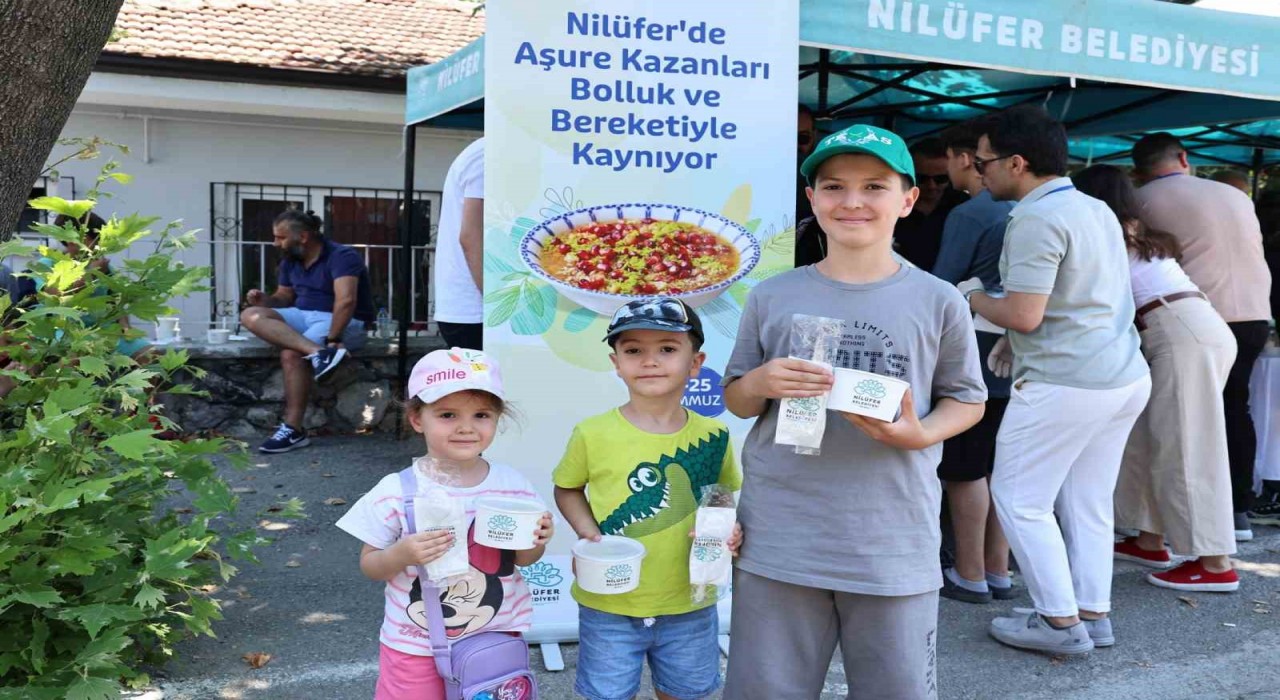Nilüferde aşure bereketi