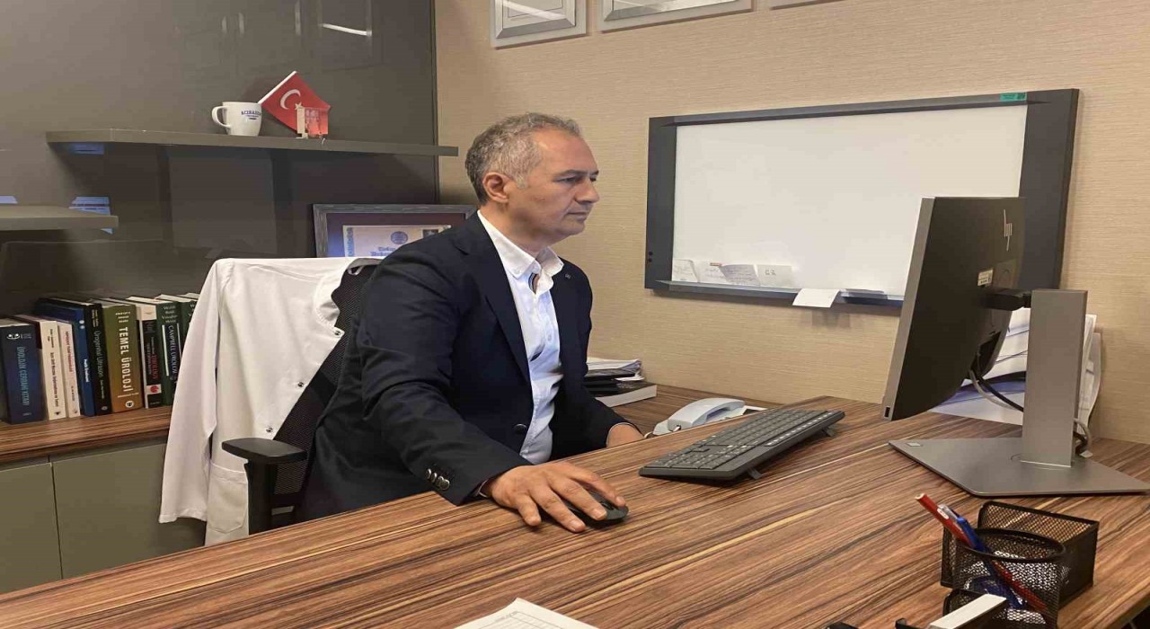 ‘Omega teknik ile yapılan prostat ameliyatı İtalyada naklen yayınlandı