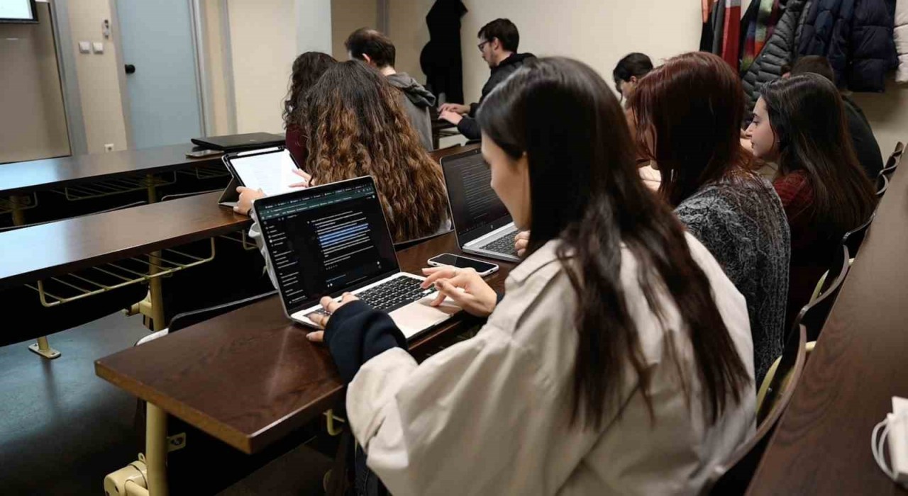 OpenAI ile yapay zekâ destekli üniversite dönemi hayata geçiyor