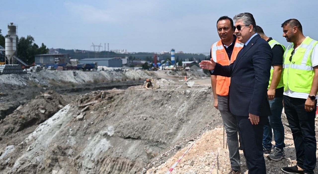 Osmaniye’de Trafiği Rahatlatacak Yeni Yolun Yapımına Başlandı