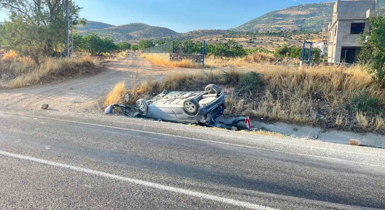 Otomobil takla attı: 1 yaralı