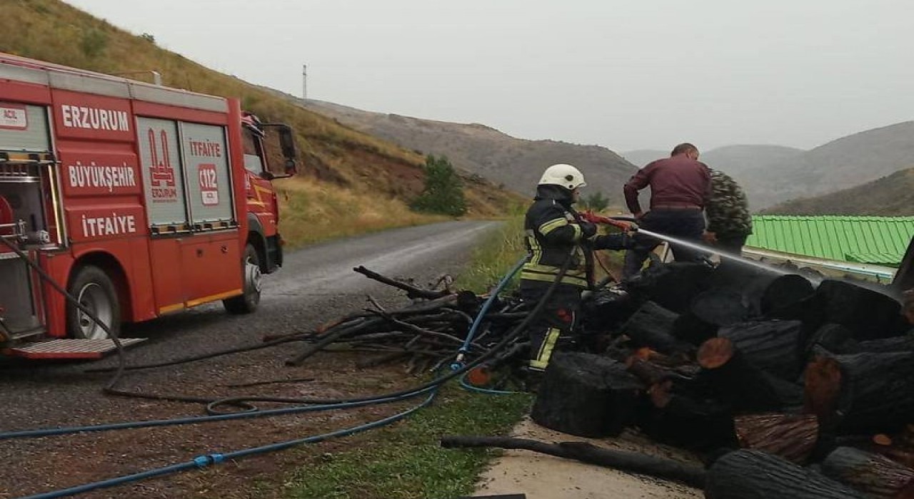 Pazaryolunda odunluk yangını