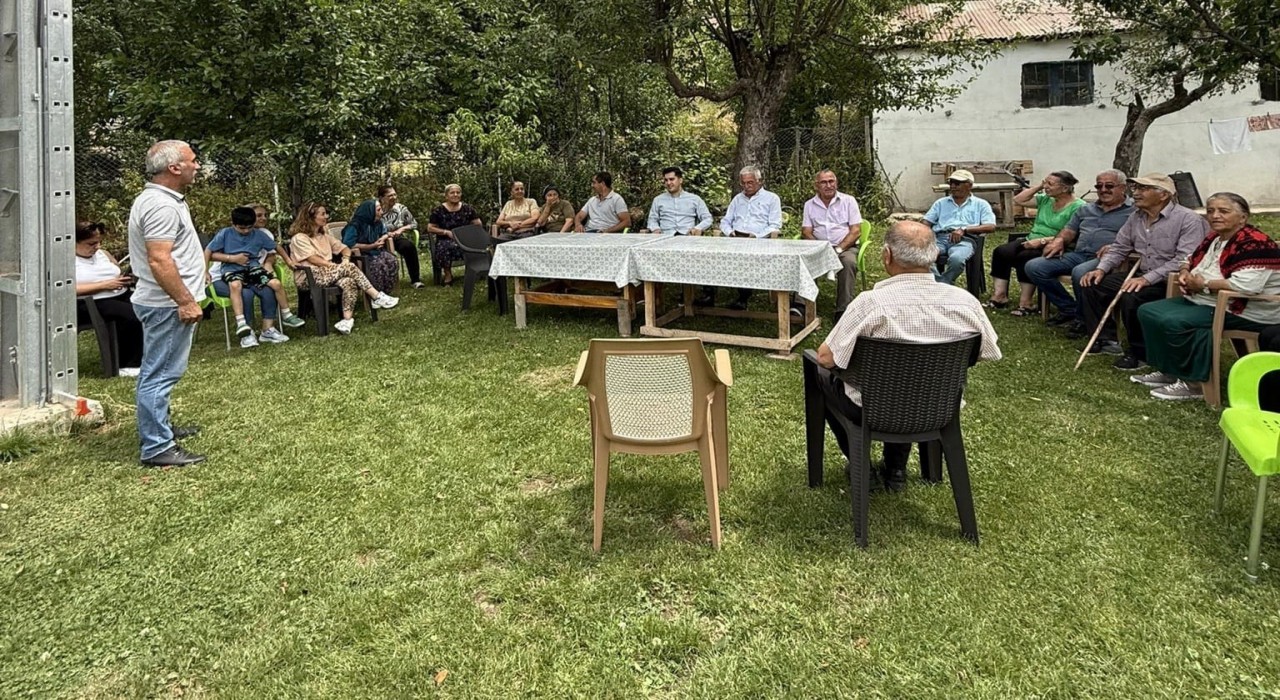 Pülümür Kaymakamı Çolak, köy ziyaretlerini sürdürüyor