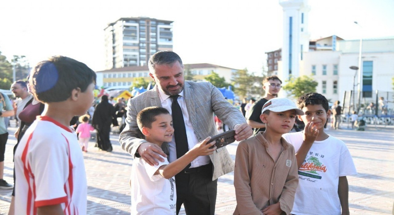 Pursaklarda 4üncü Çocuk Şenliği devam ediyor