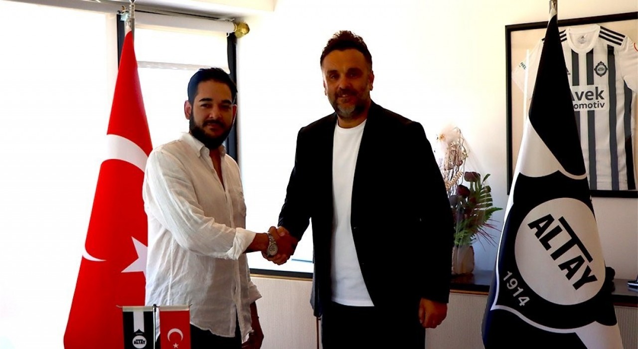 Ramazan Kurşunlu, Altaya imzayı attı
