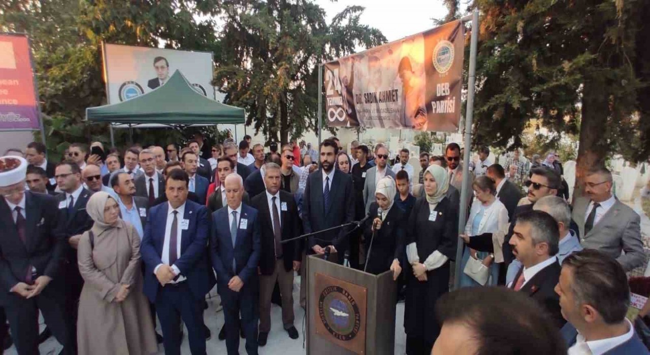 Rektör Adıgüzel, Batı Trakya Türkleri Lideri Merhum Dr. Sadık Ahmetin anma törenine katıldı